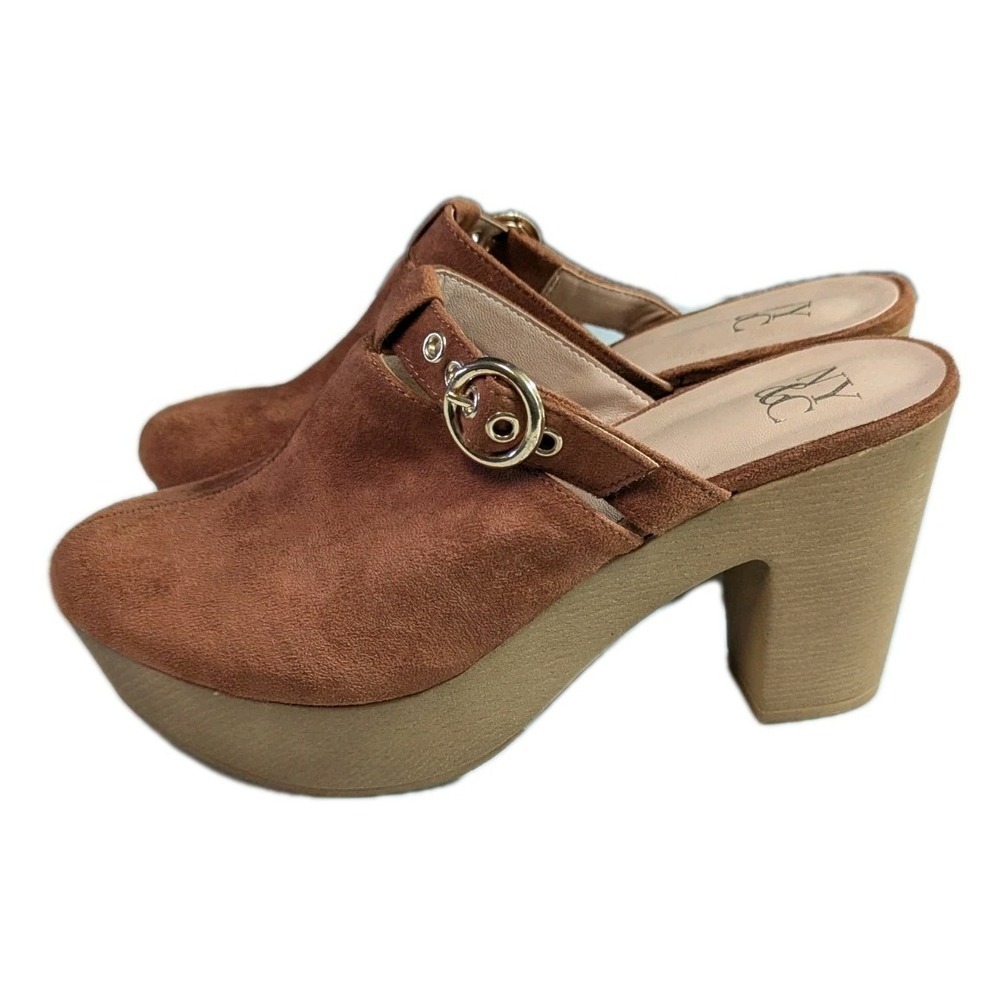 New York & Company Nyomi Platform Clogs Cognac Suede Buckle Heels Size 9
